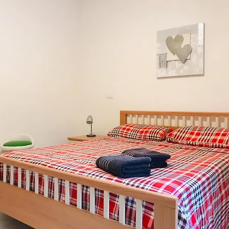 Club One Bed 81g * Pizzo (Calabria)